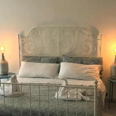 Vecchia Paradiso - A Un Passo Dal Mare Penzion 4*